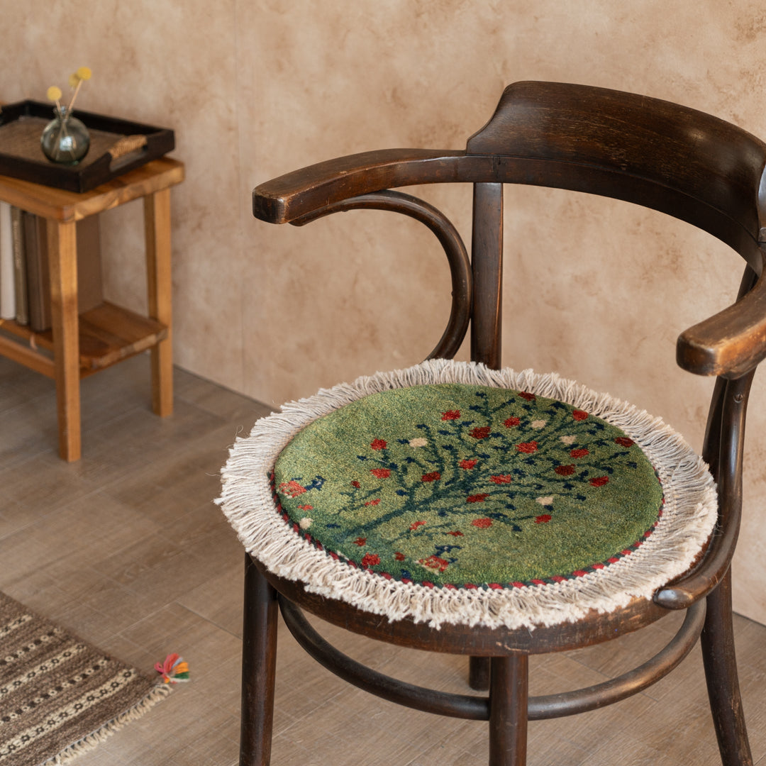 ペルシャ絨毯 ギャッベ 座布団 手織り イラン 丸(85) ペルシャ絨毯