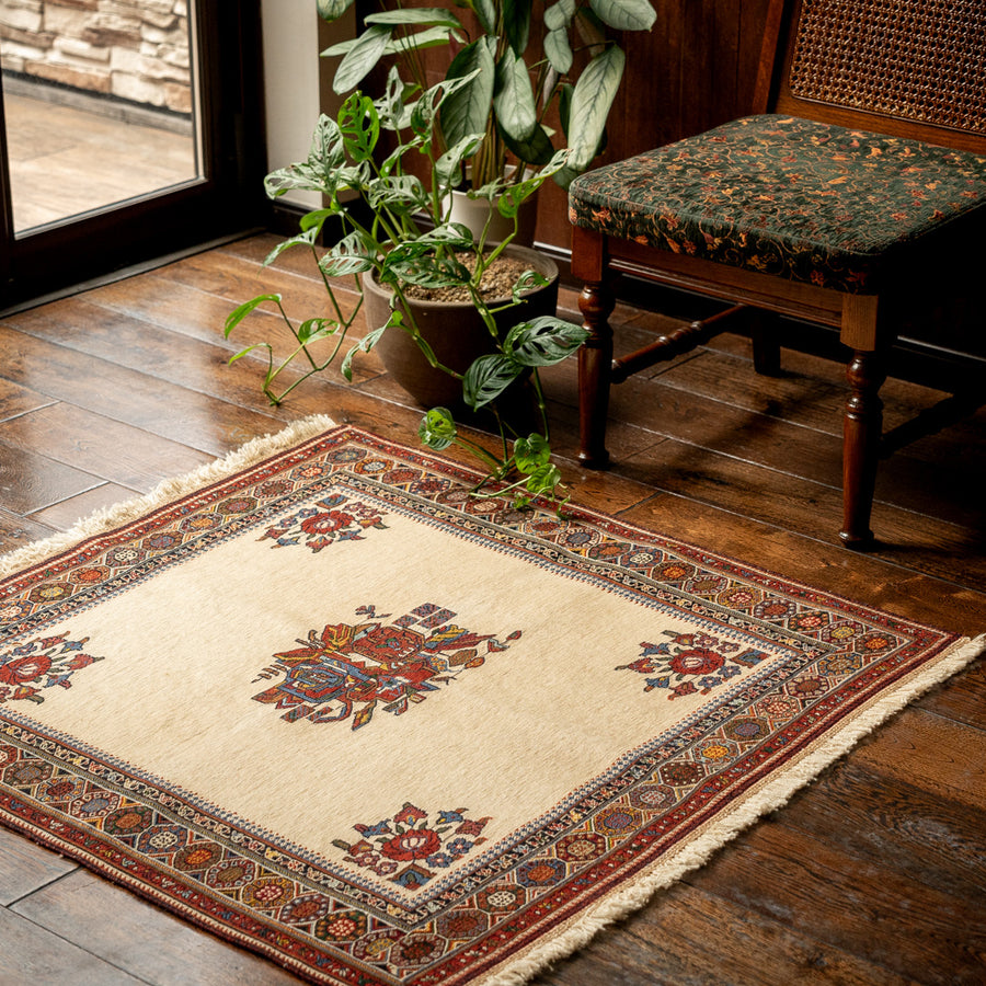 【クリアランスセール】シルクキリム 200cm×128cm No. 320 ペルシャ絨毯【シルク】クム 86x58cm *Z-3399 | ペルシャ絨毯
