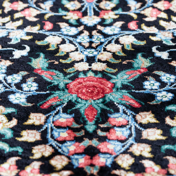 ペルシャ手織り絨毯 シルク ラグ クム 77×120cm – Persiadirect