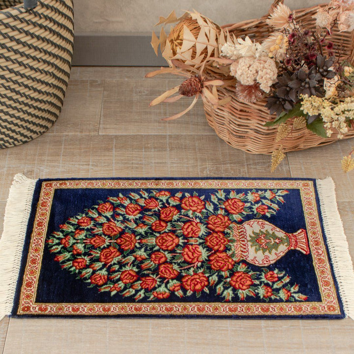 ペルシャ手織り絨毯 シルク ミニ絨毯 クム 25×40cm – Persiadirect