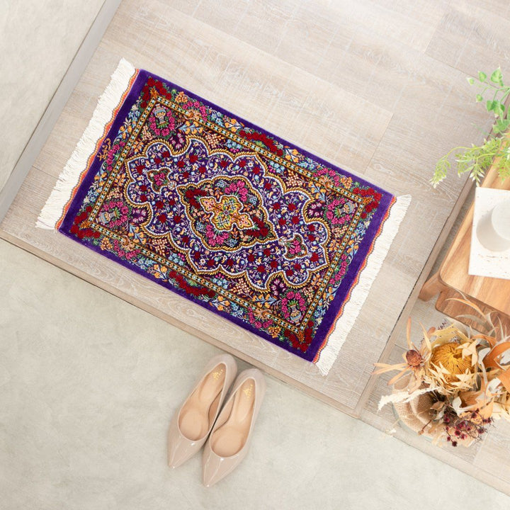 ペルシャ手織り絨毯 シルク 玄関マット クム 40×61cm ミニサイズ