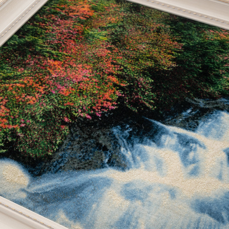 ペルシャ手織り絨毯　ウール＆シルク　ピクチャー　タブリーズ　額縁52×73cm