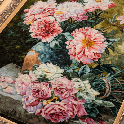ペルシャ手織り絨毯　ウール＆シルク　ピクチャー　タブリーズ　額縁54×73cm
