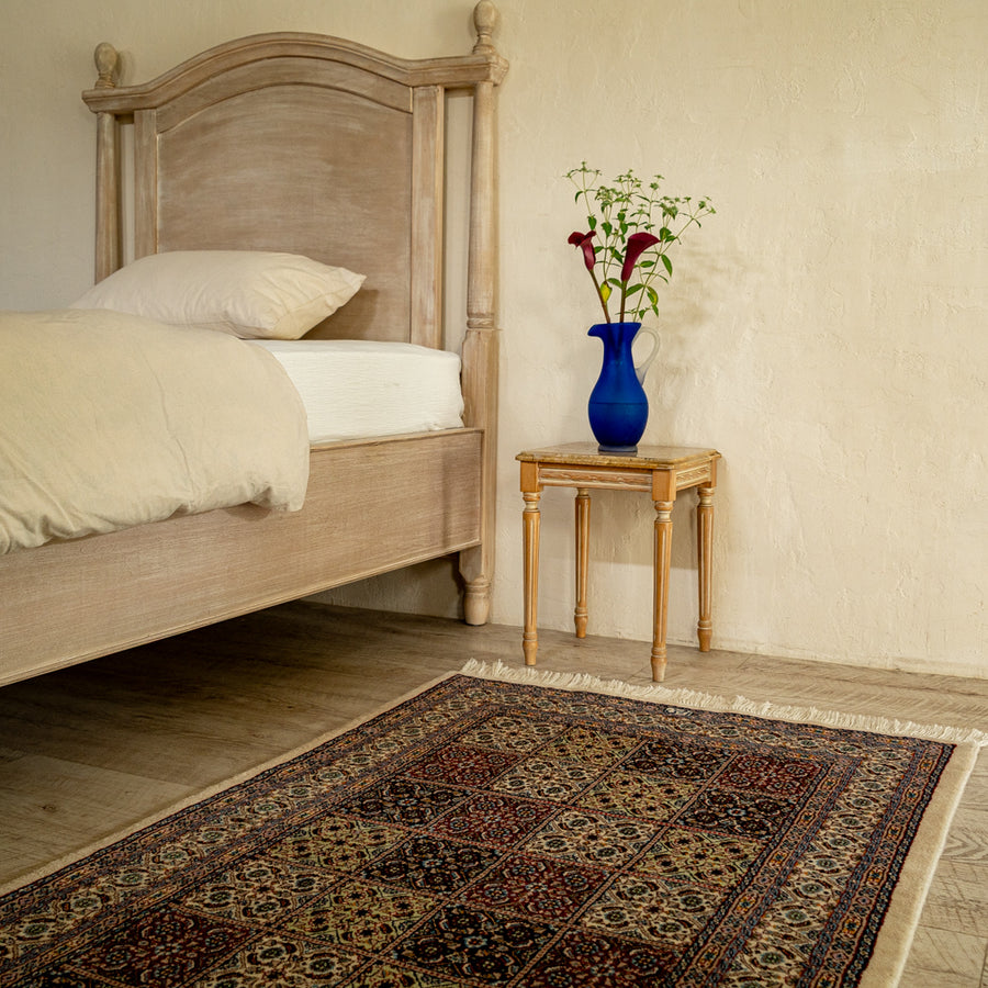 手織りウールペルシャラグ 約150×215センチ 手織りウールペルシャラグ 約150×215センチ ペルシャ絨毯 ウール