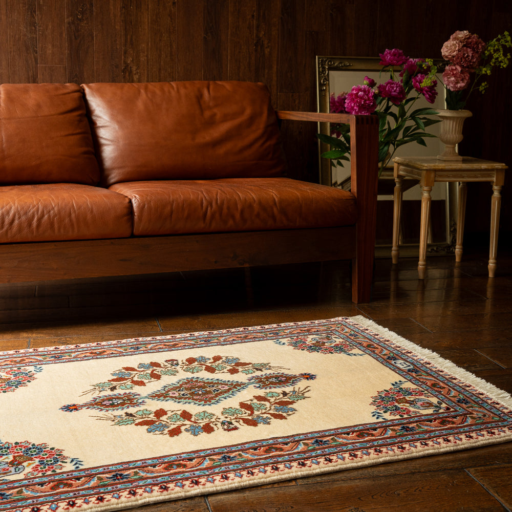 ペルシャ絨毯手織り ペルシャ絨毯（手織り） 約75×120cm – Persiadirect