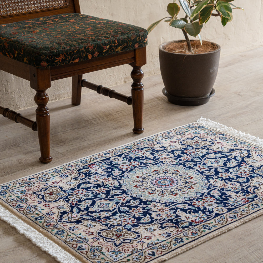 ペルシャ絨毯（手織り） 玄関マットMサイズ (約60×90cm) – Persiadirect