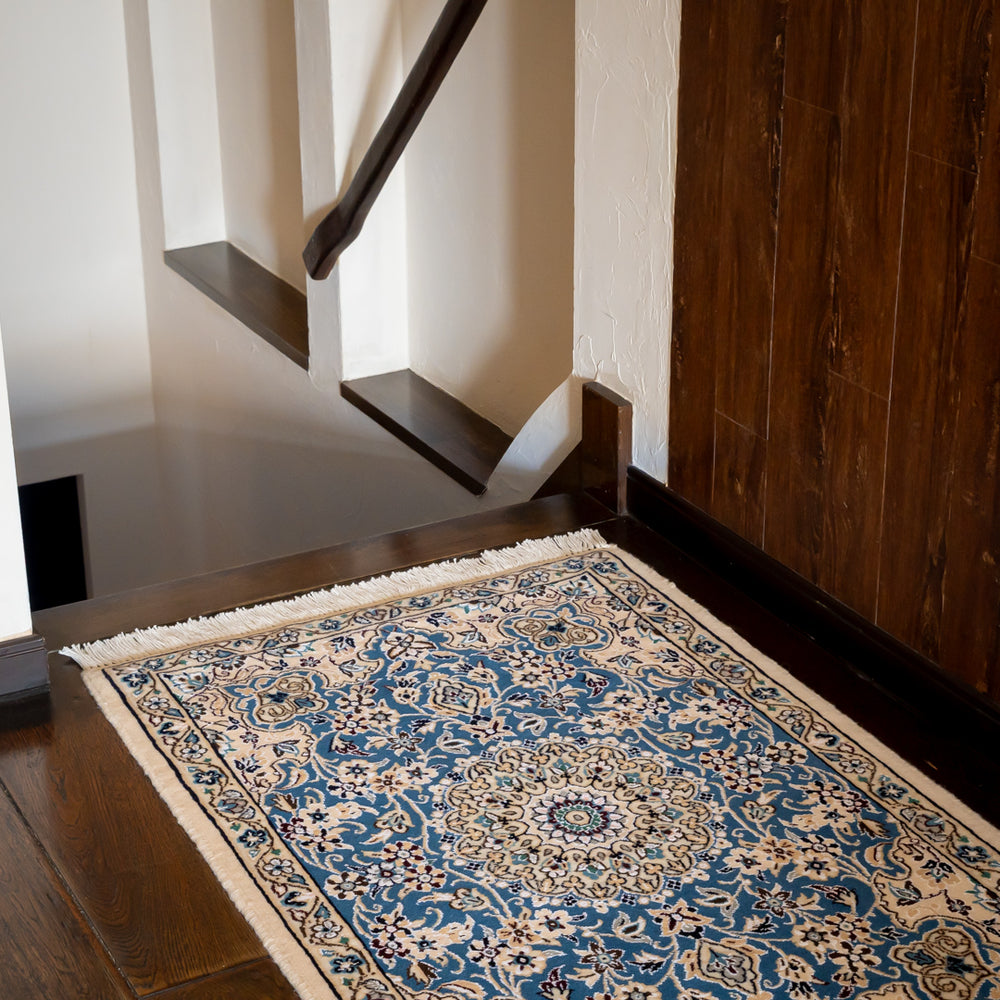 ペルシャ絨毯（手織り） 玄関マットMサイズ (約60×90cm