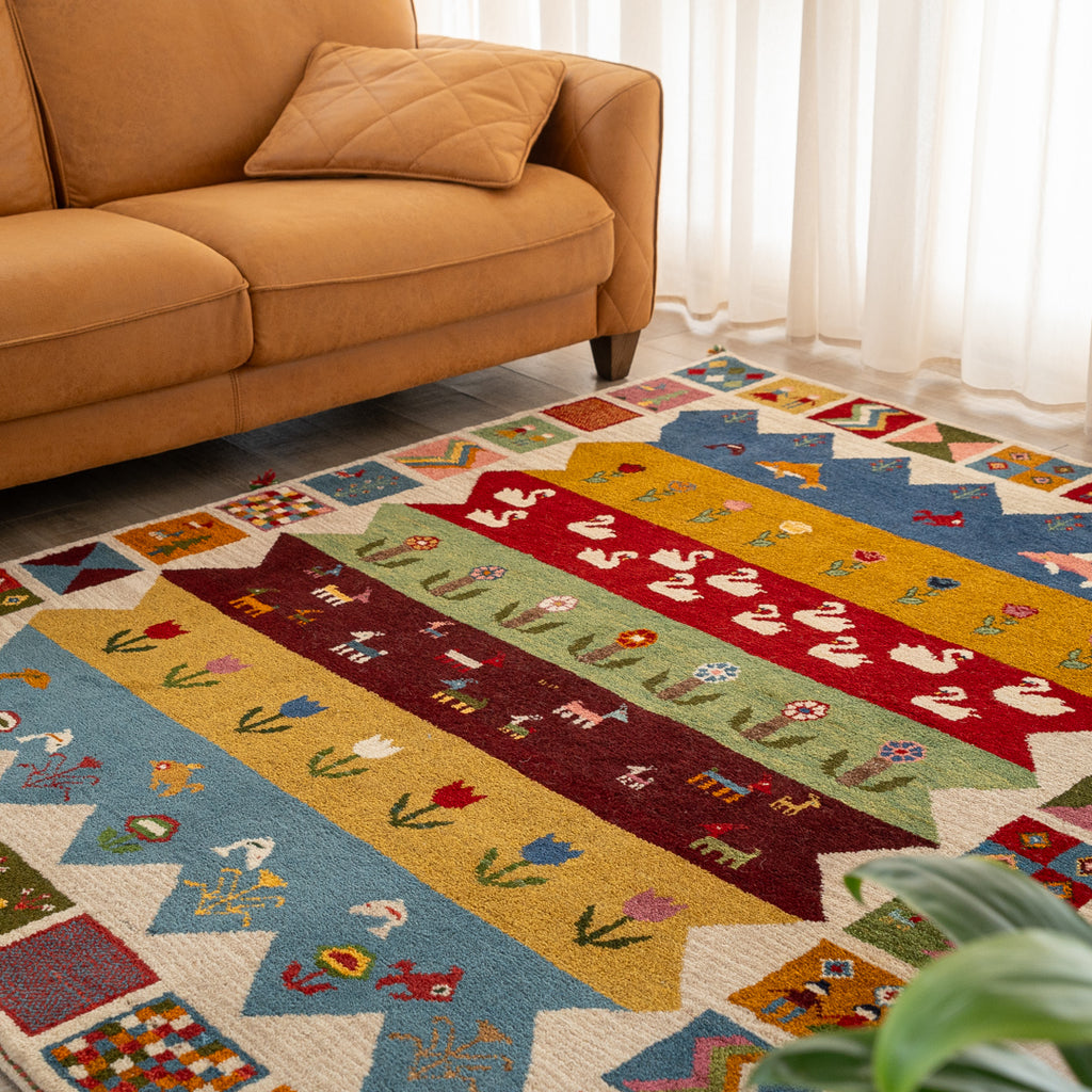 ペルシャ絨毯手織りギャッベウール 187x147cm ☆ペルシャ絨毯 手織りギャッベ ラグSサイズ4 | 三越伊勢丹