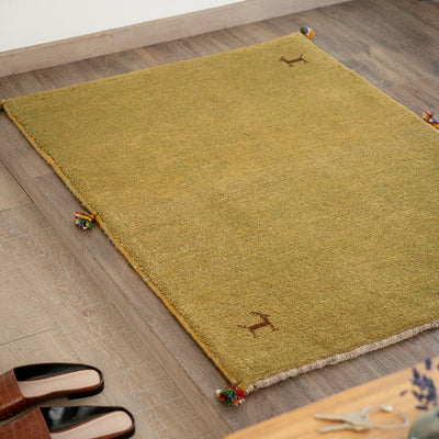 ギャッベ　ペルシャ手織り絨毯　ラグ　83×120cm