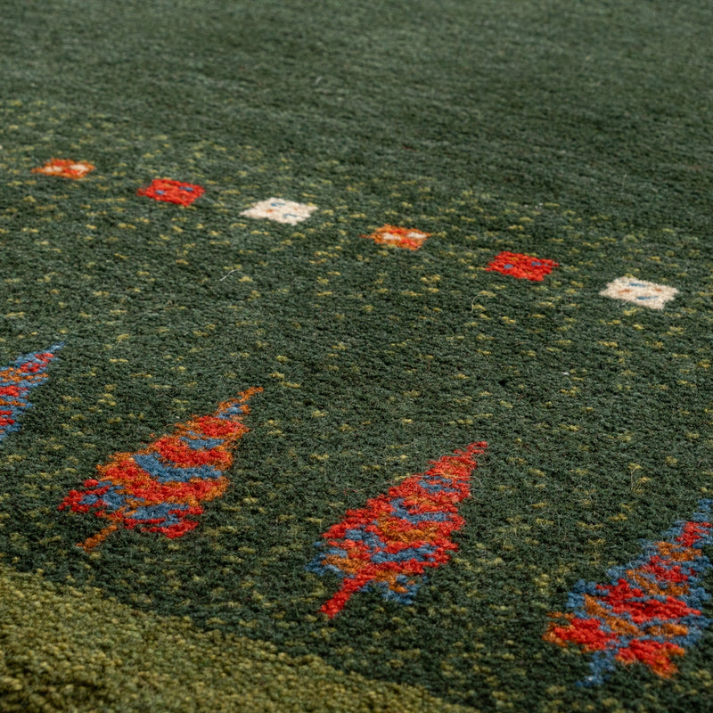ギャッベ　ペルシャ手織り絨毯　ラグ　82×132cm