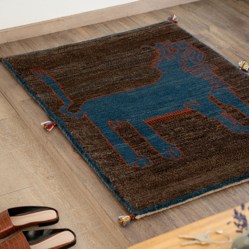 ギャッベ　ペルシャ手織り絨毯　ラグ　82×116cm