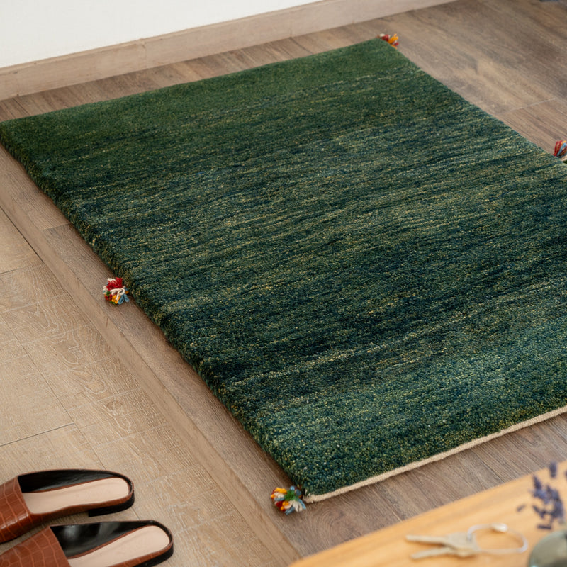 ギャッベ　ペルシャ手織り絨毯　ラグ　82×120cm