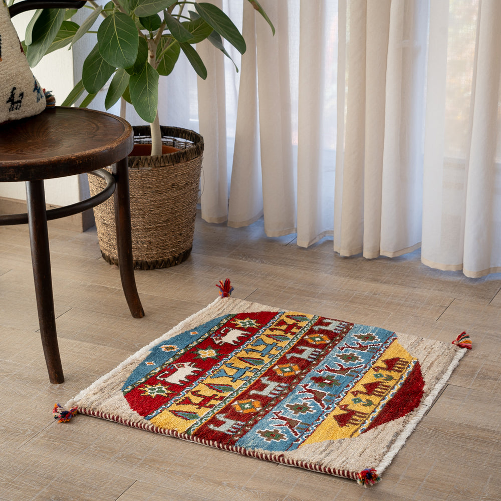 ギャッベ　ペルシャ　手織り　ナチュラル　アクセントラグ　122cm×75cm ☆ペルシャ手織りギャッベ ラグSサイズ〔2〕 | 三越伊勢丹