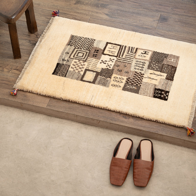ギャッベ　ペルシャ手織り絨毯　玄関マット　62×90cm