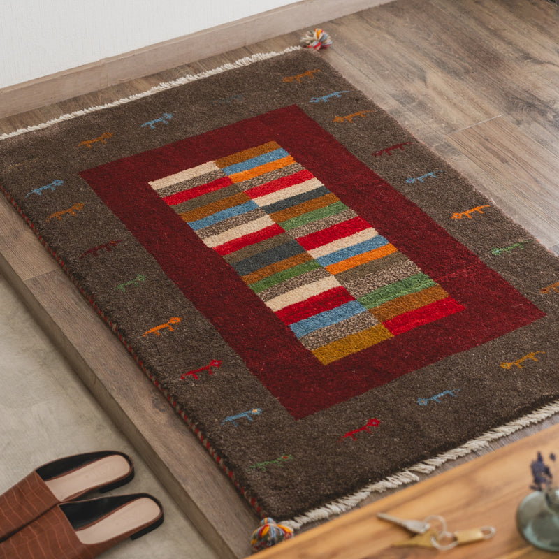 ギャッベ　ペルシャ手織り絨毯　ラグ　77×113cm