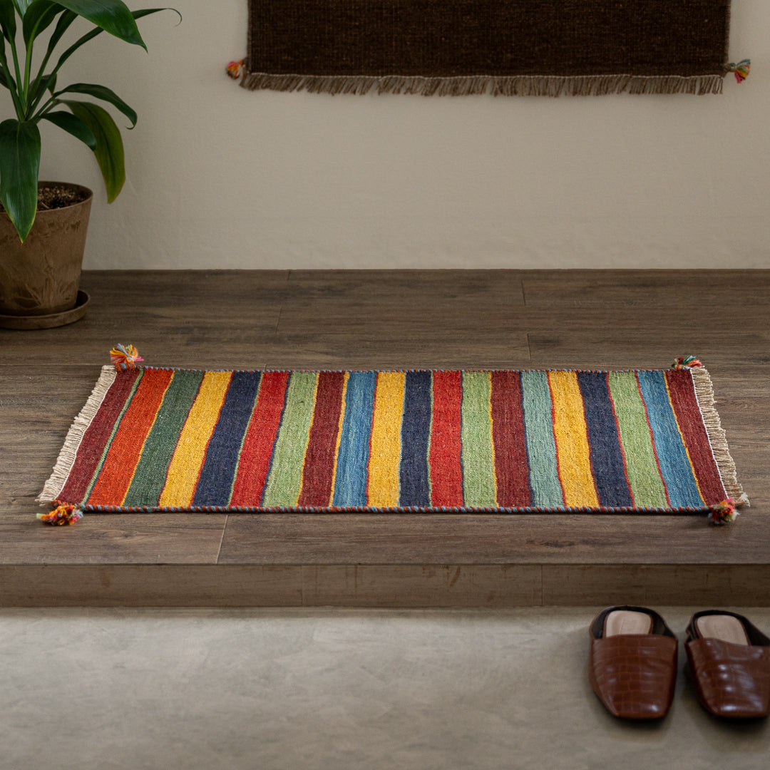 新品美品　キリム　手織り イラン手織りキリム カシュカイキリム180×123cm センターラグ