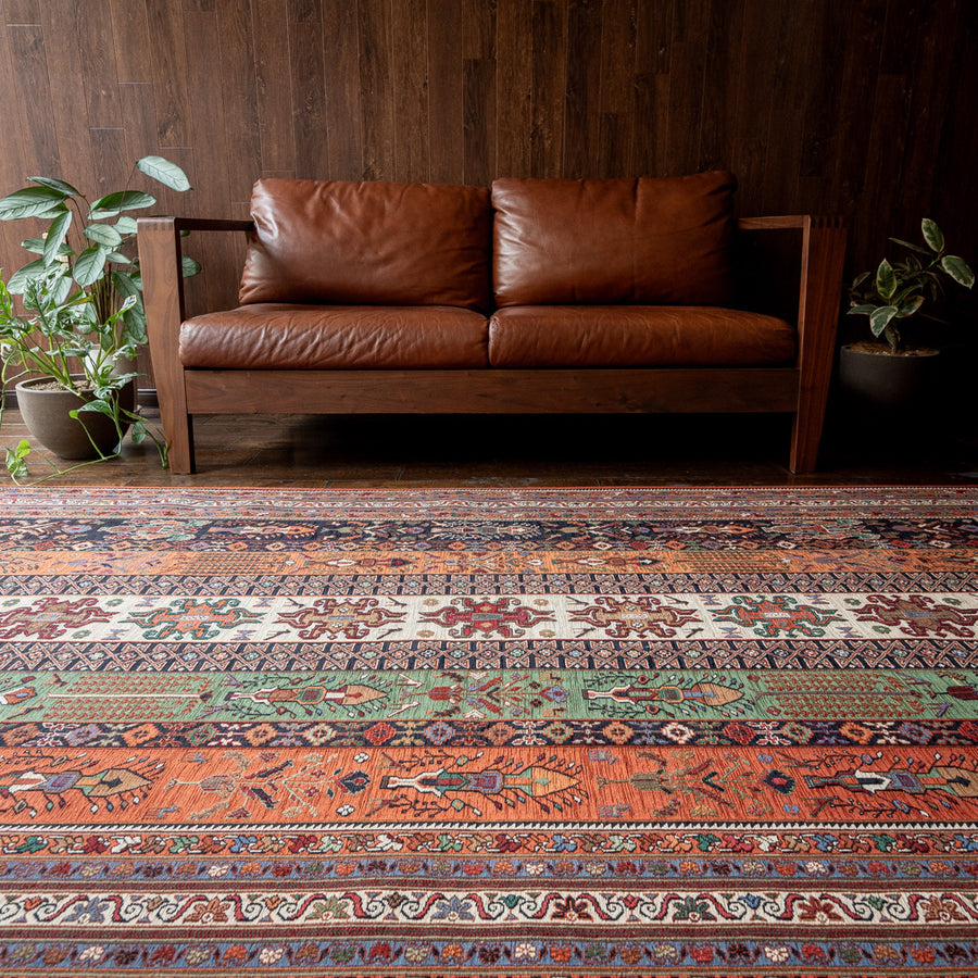 手織りキリムの魅力を堪能：独自のデザインで彩る暮らし