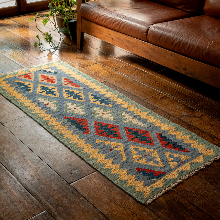 ペルシャ手織りタフタンヴィンテージランナーラグ/キリム 60cm x 235cm ペルシャ手織りタフタンヴィンテージランナーラグ/キリム 60cm x