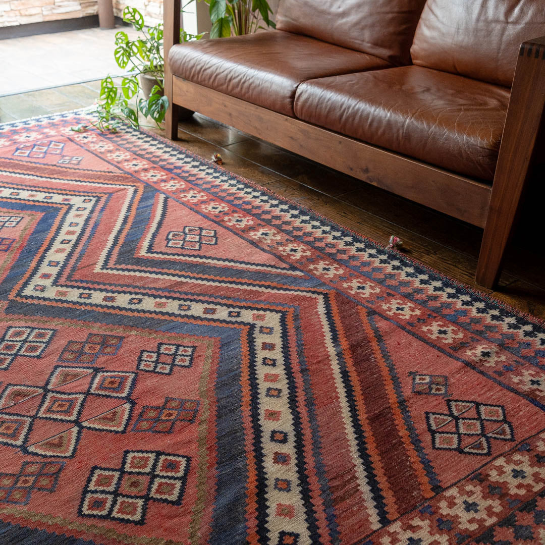 R/ Keiko ペルシャウール:200x300cm.  ..  ..kio6. ペルシャ絨毯（手織り） ラグサイズLL(約200×300cm) – Persiadirect