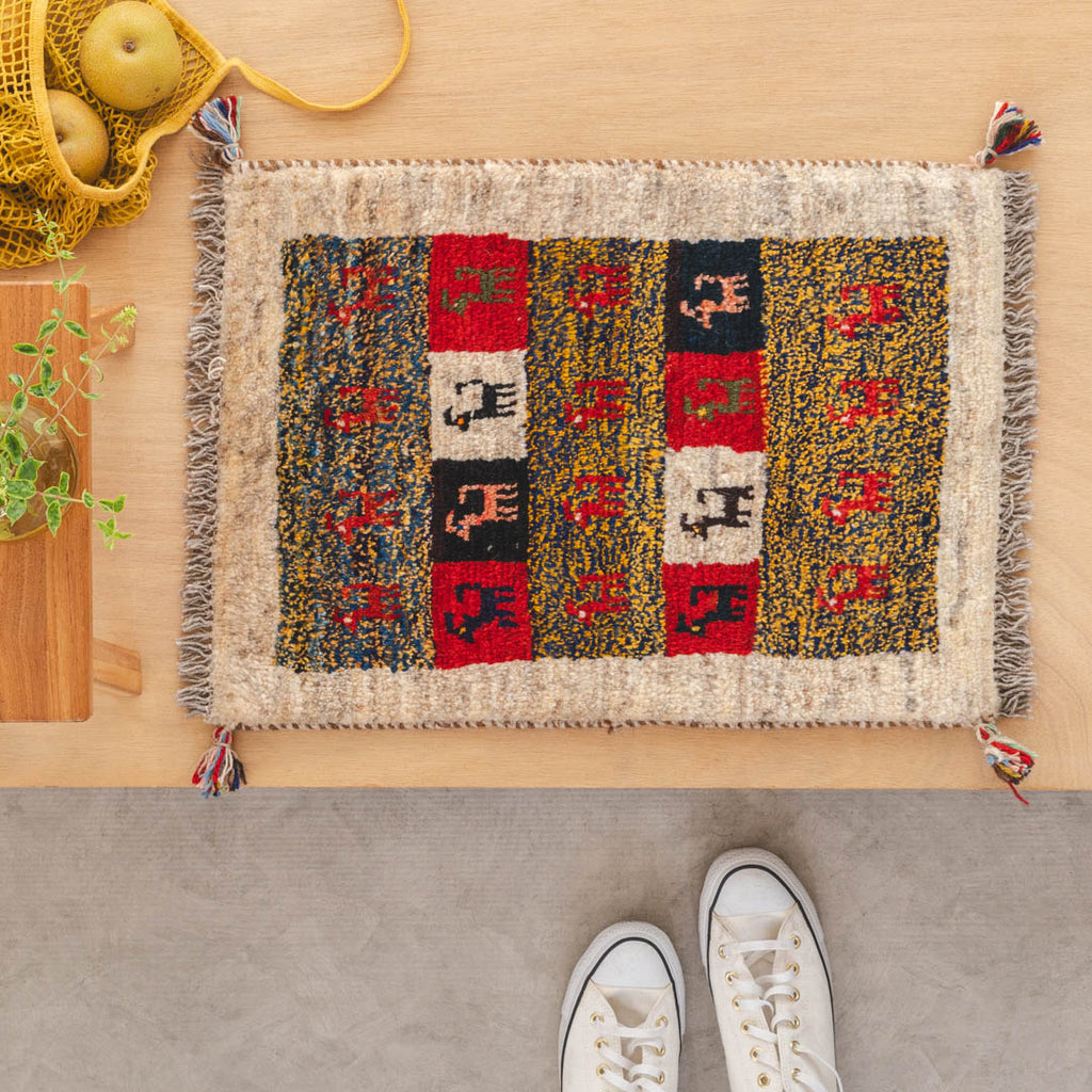 ギャッベ ペルシャ手織り絨毯 玄関マット 44×61cm – Persiadirect