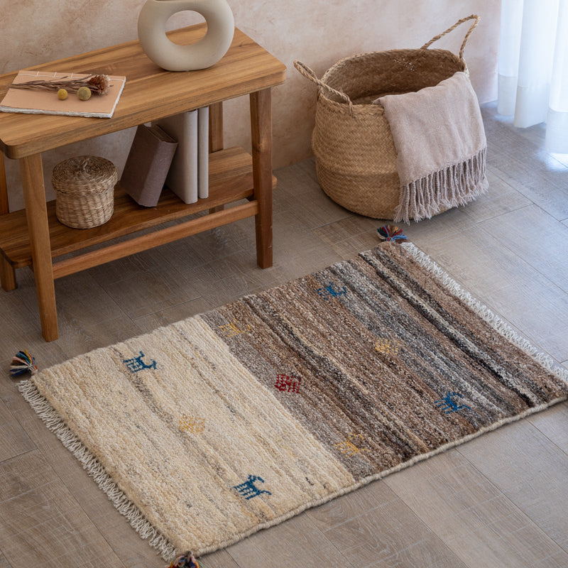 ギャッベ　ペルシャ手織り絨毯　玄関マット　55×79cm
