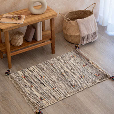 ギャッベ　ペルシャ手織り絨毯　玄関マット　52.5×75.5cm