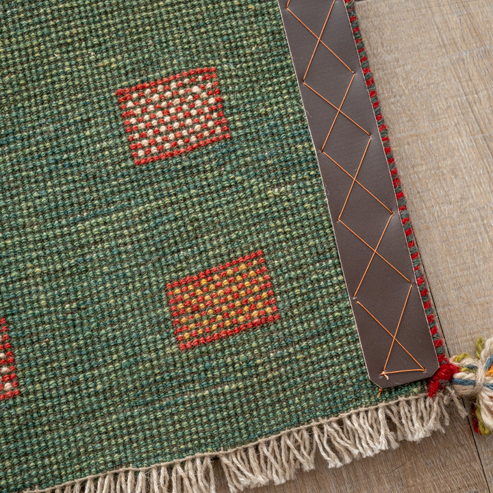ギャッベ ペルシャ手織り絨毯 玄関マット 50×81cm – Persiadirect