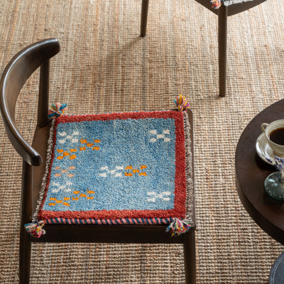 ギャッベ　ペルシャ手織り絨毯　座布団　44×40cm