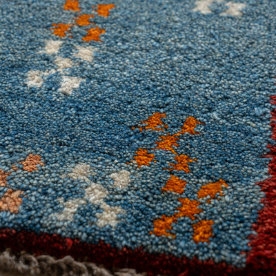 ギャッベ　ペルシャ手織り絨毯　座布団　44×40cm