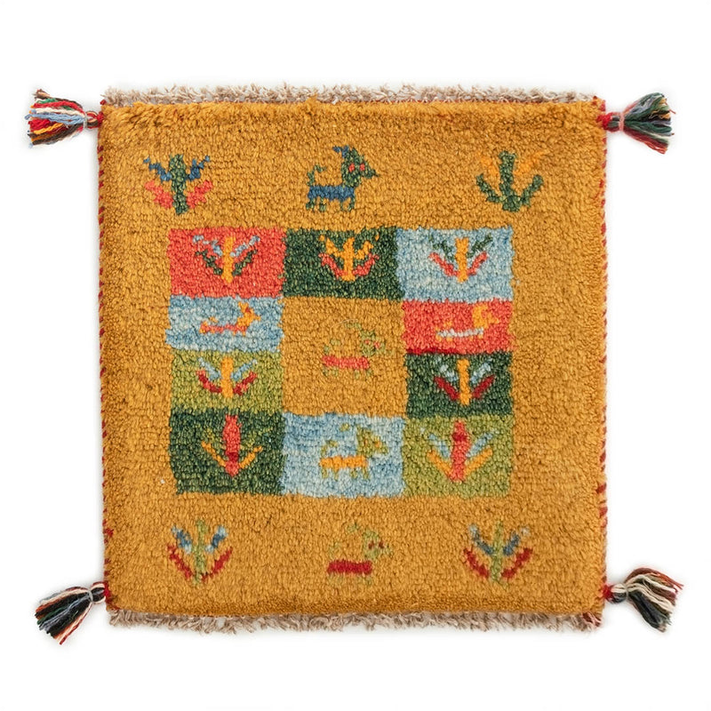 ギャッベ　ペルシャ手織り絨毯　座布団　40×39cm