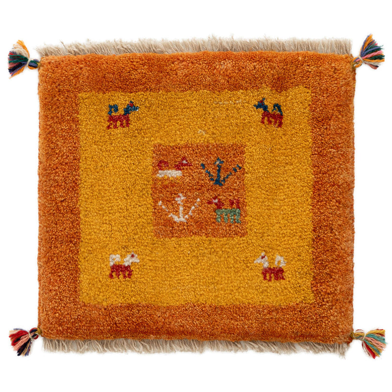 ギャッベ　ペルシャ手織り絨毯　座布団　44×41cm