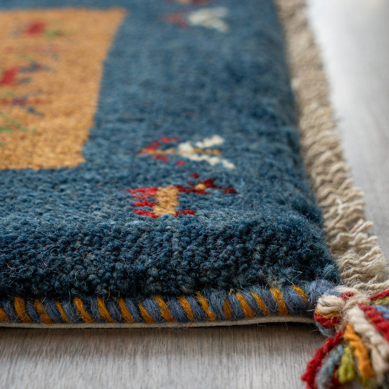 ギャッベ　ペルシャ手織り絨毯　座布団　45×40cm