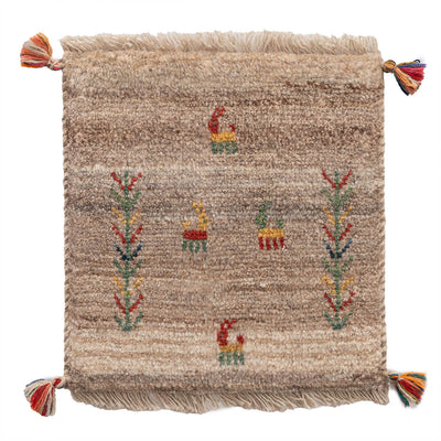 ギャッベ　ペルシャ手織り絨毯　座布団　37×39cm