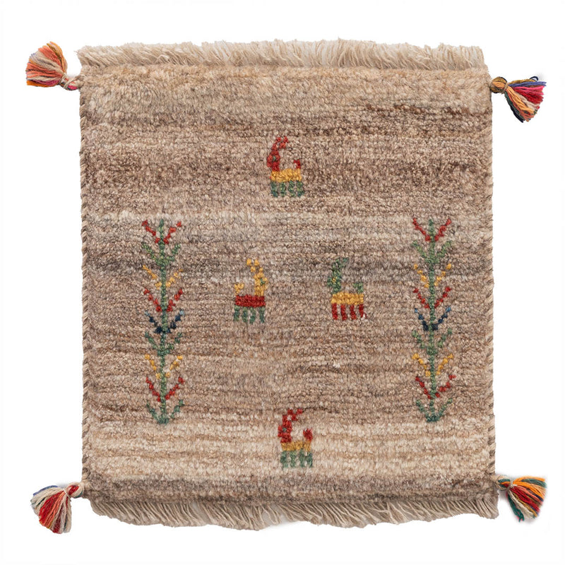 ギャッベ　ペルシャ手織り絨毯　座布団　37×39cm