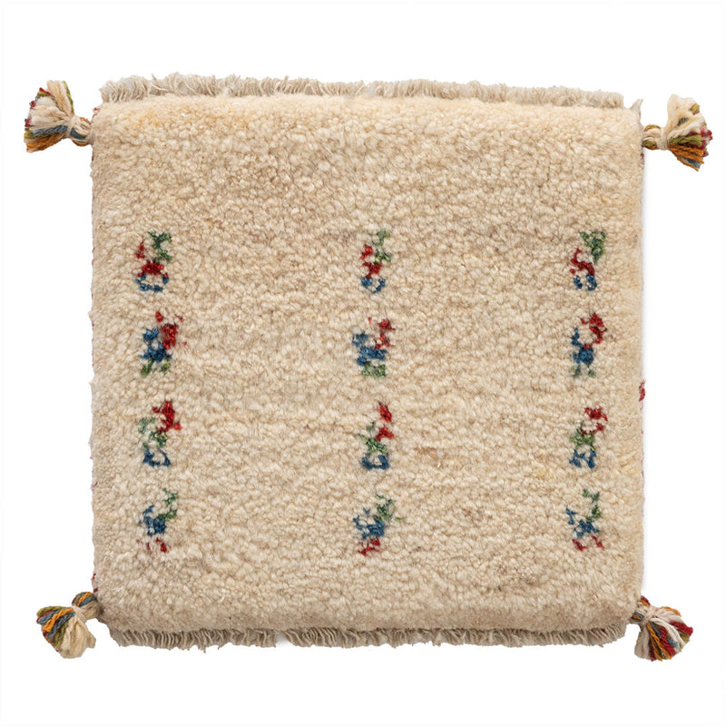 ギャッベ　ペルシャ手織り絨毯　座布団　40×39cm