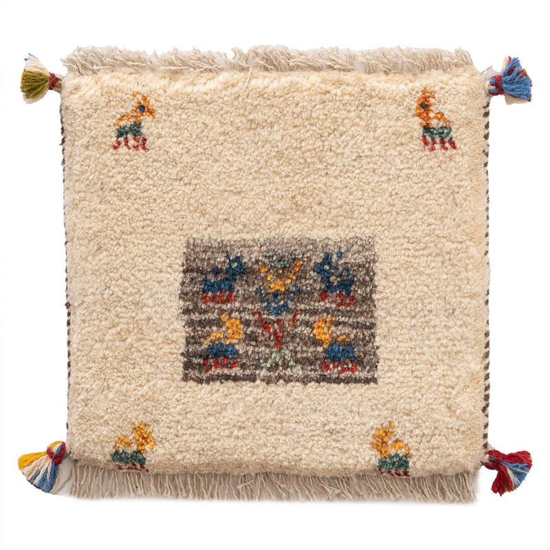 ギャッベ　ペルシャ手織り絨毯　座布団　38×36cm