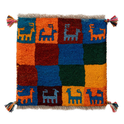 ギャッベ　ペルシャ手織り絨毯　座布団　38×36cm