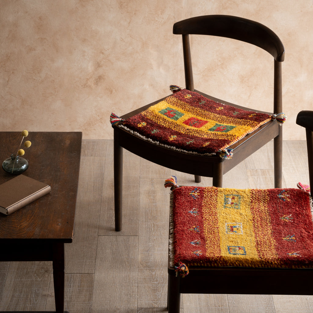 ペルシャギャツべ座布団サイズ　2枚 ギャッベ ペルシャ手織り絨毯 座布団 2枚セット – Persiadirect