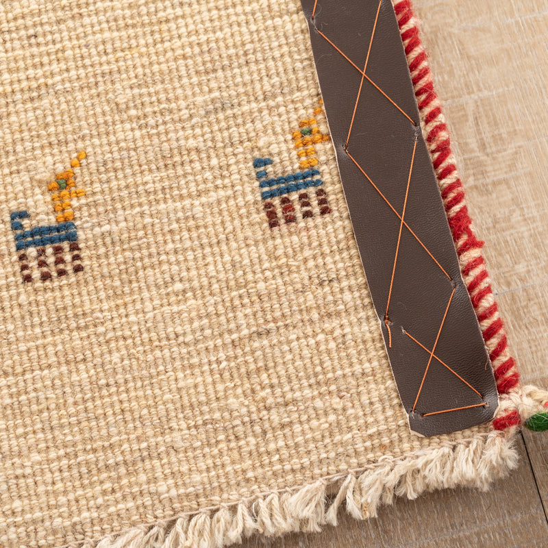 ギャッベ　ペルシャ手織り絨毯　座布団　44×40cm