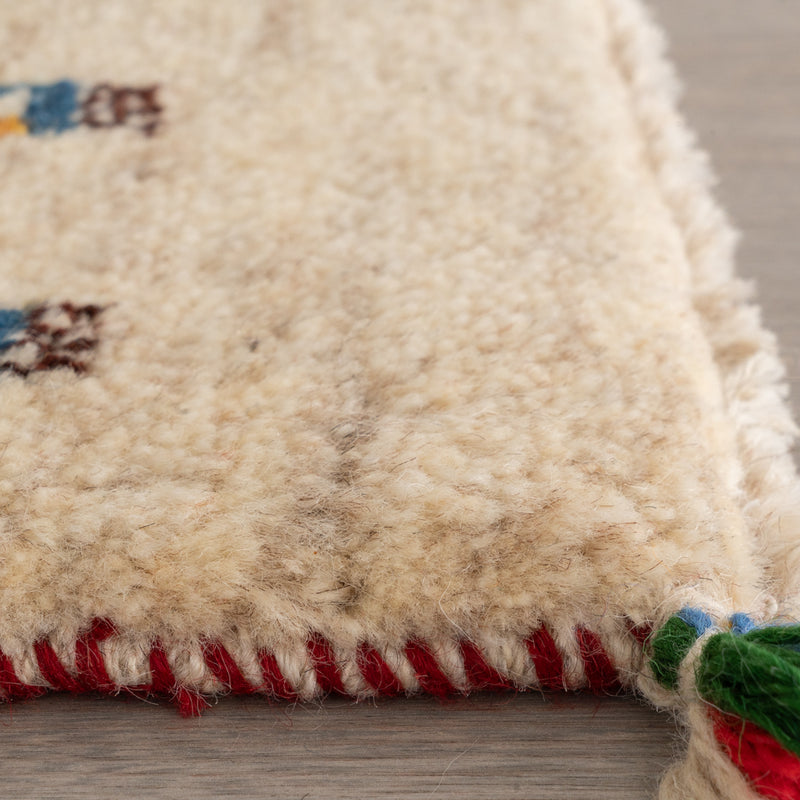 ギャッベ　ペルシャ手織り絨毯　座布団　44×40cm