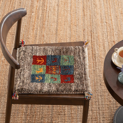 ギャッベ　ペルシャ手織り絨毯　座布団　39×42cm