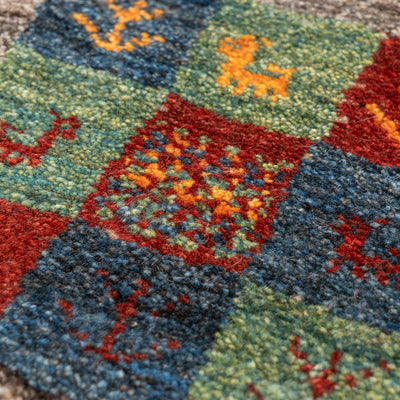 ギャッベ　ペルシャ手織り絨毯　座布団　39×42cm