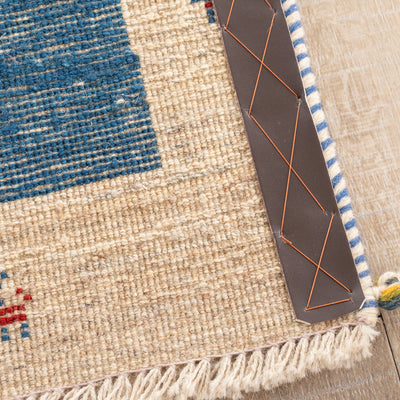 ギャッベ　ペルシャ手織り絨毯　座布団　39×41cm