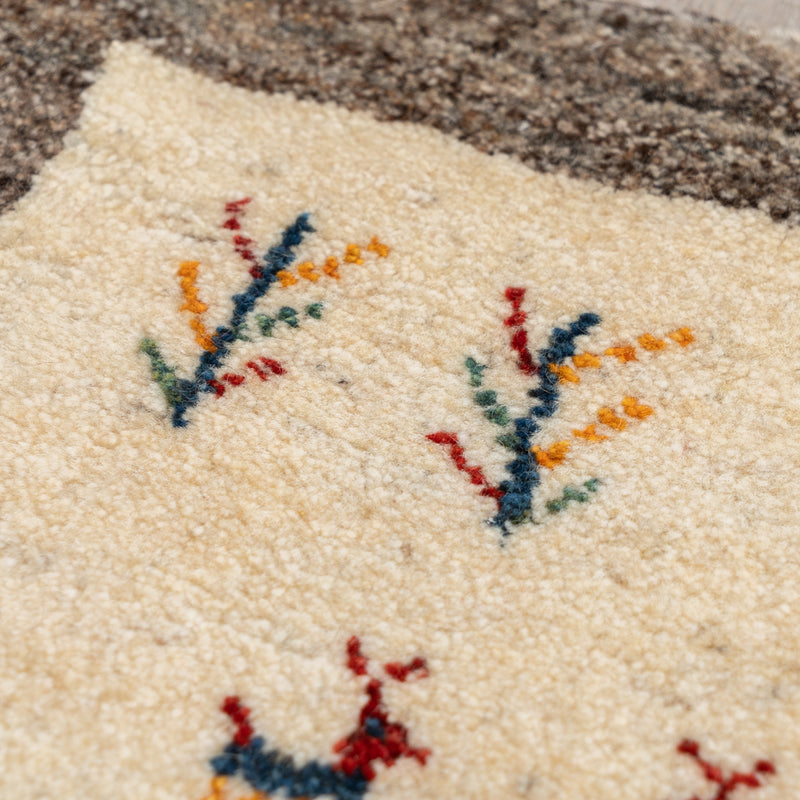 ギャッベ　ペルシャ手織り絨毯　座布団　44×38cm