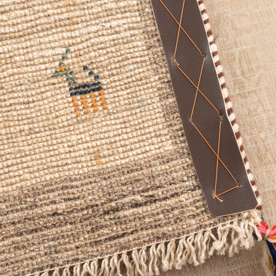 ギャッベ　ペルシャ手織り絨毯　座布団　42×42cm