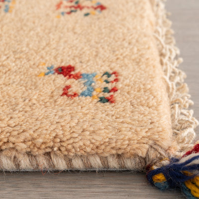 ギャッベ　ペルシャ手織り絨毯　座布団　41×39cm