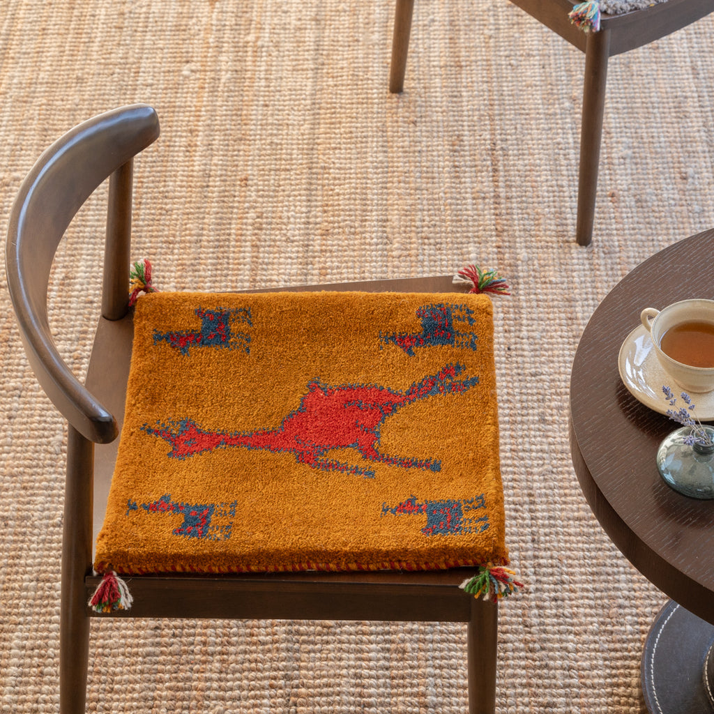 ペルシャ カーペット 43x38cm ギャッべ 座布団 手織り ギャべ MS16619 ペルシャ手織りギャッベ 座布団 – Persiadirect