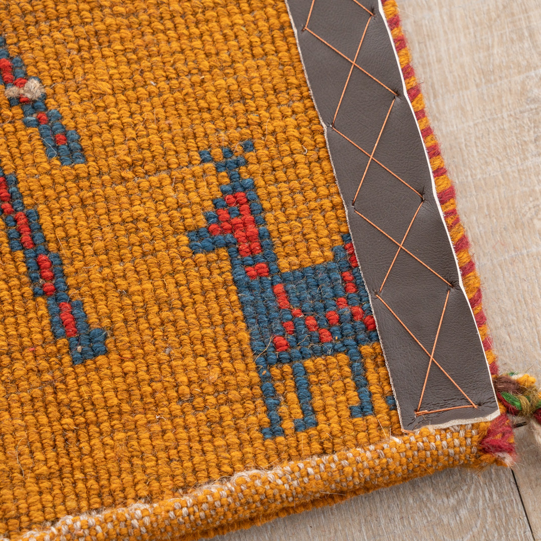 ペルシャ カーペット 43x38cm ギャッべ 座布団 手織り ギャべ MS16619 ペルシャ手織りギャッベ 座布団 – Persiadirect