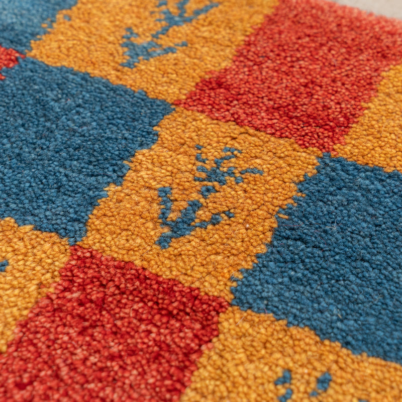 ギャッベ　ペルシャ手織り絨毯　座布団　40×40cm