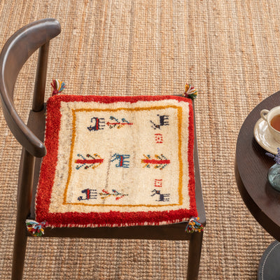 ギャッベ　ペルシャ手織り絨毯　座布団　47×41cm